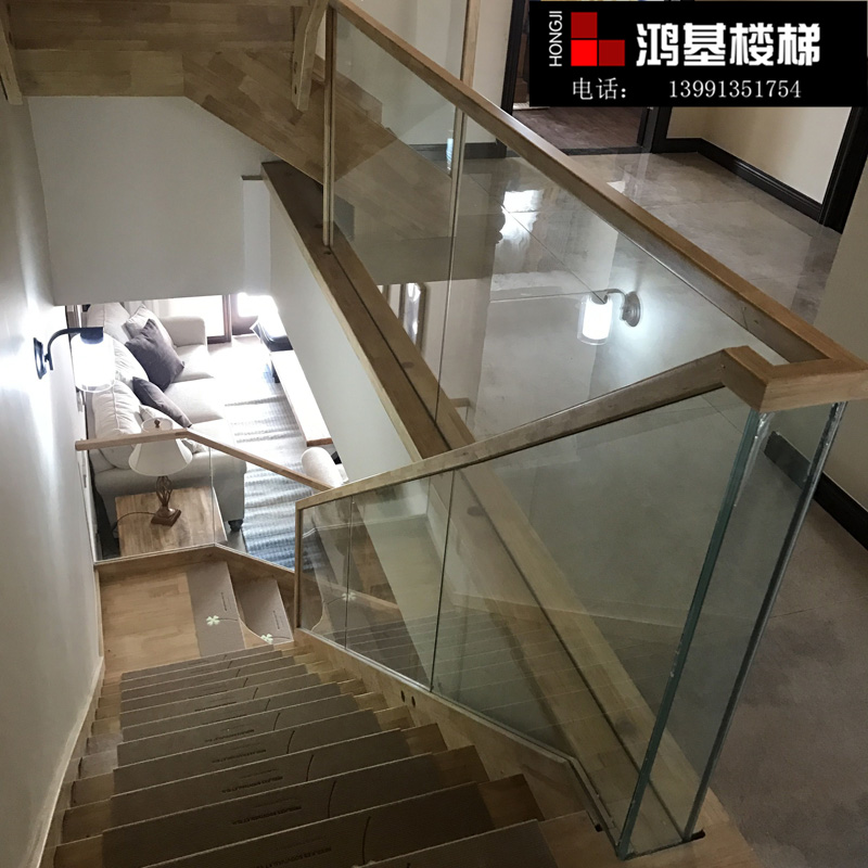 简约式玻璃楼梯-鸿基楼梯